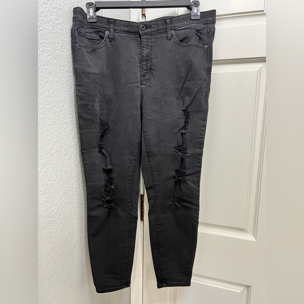 Torrid Sky High Skinny Black Distressed Jeans